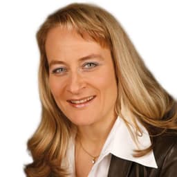 Stelzl-Ulrike-small